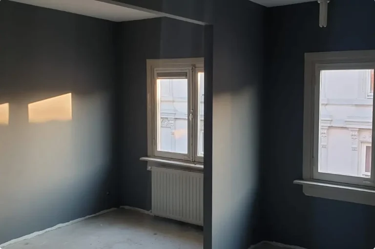 Nieuwbouw Muur Afgewerkt met Renovlies Behang in Heemstede
